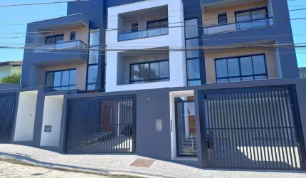 Sobrado à venda no bairro Floresta - Joinville/SC