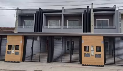Sobrado à venda no bairro Iririú - Joinville/SC