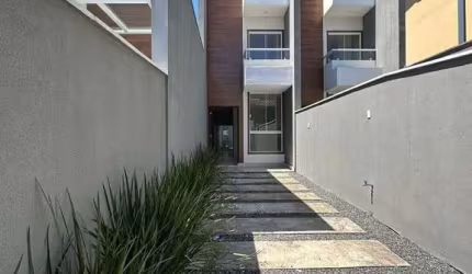 Sobrado à venda no bairro Floresta - Joinville/SC