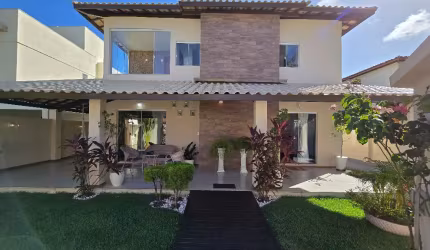 Vilas do Atlântico Casa de Alto Padrão 4 suítes com 450m² de área total - Oportunidade