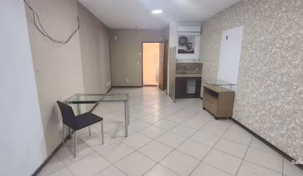 Sala em prédio para Locação no Lagoa Shopping contendo Sala Ampla com Lavabo Centro, Cabo Frio, RJ