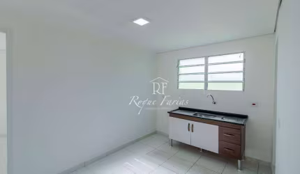 Kitnet com 1 dormitório para alugar, 30 m² por R$ 1.300,00/mês - Umuarama - Osasco/SP