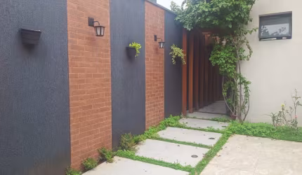 Casa assobradada no coracao do Mogilar , conceito aberto e moderno