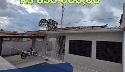 OPORTUNIDADE DE CASA NO BAIRRO DOS ESTADOS