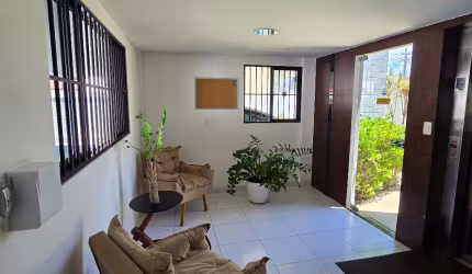 Apartamento em Intermares com elevador