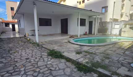 Casa no Bessa LOCAÇÃO COMERCIAL OU RESIDENCIAL