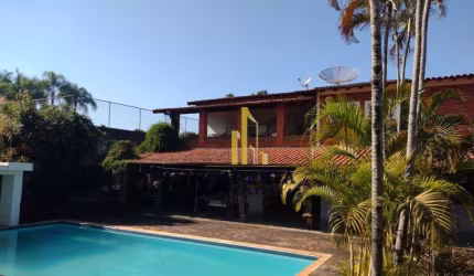 Casa com 5 dormitórios à venda, 515 m² por R$ 1.900.000,00 - Capela - Vinhedo/SP