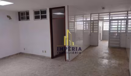 Casa com 4 dormitórios para alugar, 219 m² por R$ 5.390,00/mês - Centro - Jundiaí/SP