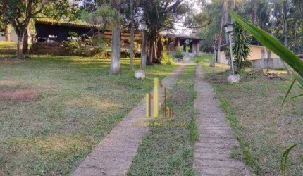 Chácara com 3 dormitórios à venda, 5000 m² por R$ 742.000,00 - Chácara Ivoturucaia - Campo Limpo Paulista/SP