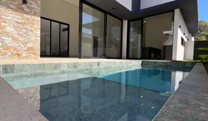 Casa em condomínio fechado com 4 quartos à venda no Gávea, Uberlândia  por R$ 2.950.000