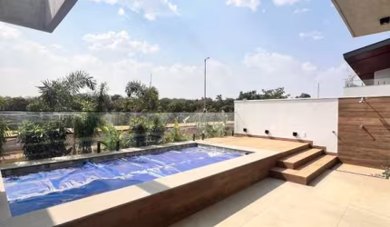 Casa em condomínio fechado com 4 quartos à venda no Alphaville, Uberlândia  por R$ 2.300.000