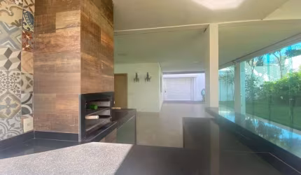 Casa com 4 quartos à venda no City Uberlândia, Uberlândia  por R$ 2.600.000