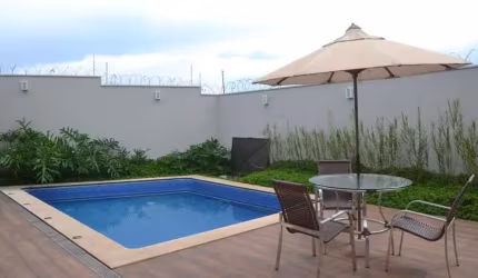 Casa em condomínio fechado com 3 quartos à venda no Jardim Karaíba, Uberlândia  por R$ 5.000.000