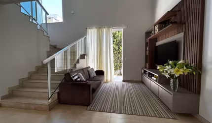 Casa em condomínio fechado com 3 quartos à venda no Aclimação, Uberlândia  por R$ 1.930.000