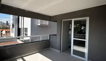 Apartamento com 3 quartos à venda no Copacabana, Uberlândia  por R$ 750.000