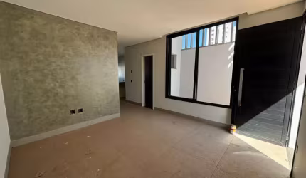 Casa com 3 quartos à venda em Laranjeiras, Uberlândia  por R$ 525.000