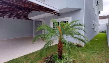 Casa com 5 dormitórios, 270 m² - venda por R$ 1.300.000,00 ou aluguel por R$ 7.000,00 - Vila Branca - Jacareí/SP