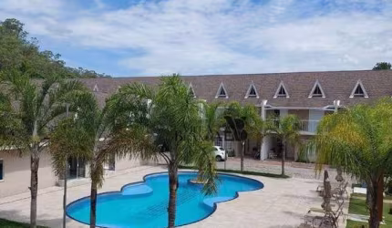 Sobrado à venda, 151 m² por R$ 940.000,00 - Freguesia da Escada - Guararema/SP