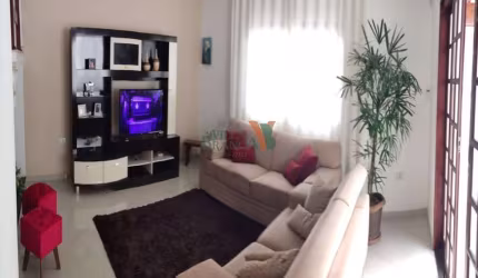 Sobrado à venda, 299 m² por R$ 480.000,00 - Parque dos Príncipes - Jacareí/SP