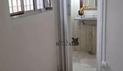 Casa com 4 dormitórios, 170 m² - venda por R$ 745.000,00 ou aluguel por R$ 4.000,00/mês - Centro - Jacareí/SP