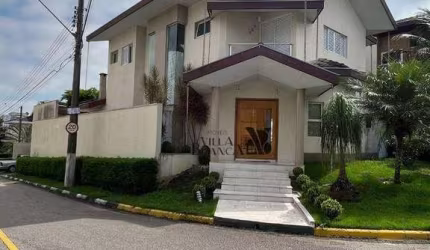Sobrado com 3 dormitórios à venda, 240 m² por R$ 1.700.000 - Villa Branca - Jacareí/SP