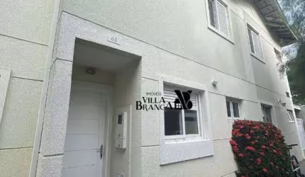 Sobrado com 3 dormitórios para alugar, 90 m² por R$ 2.700/mês - Jardim Santa Maria - Jacareí/SP