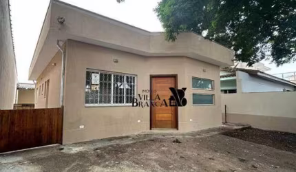 Casa com 3 dormitórios para alugar, 100 m² por R$ 2.700,00/mês - Jardim Siesta - Jacareí/SP