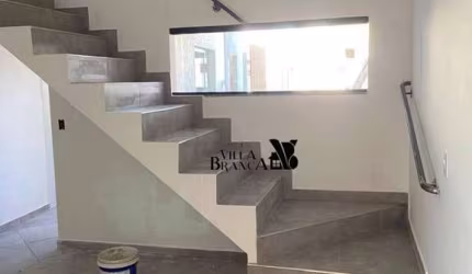 Sobrado com 2 dormitórios para alugar, 75 m² por R$ 1.600/mês - Cidade Nova Jacareí - Jacareí/SP