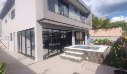 Casa com 4 dormitórios à venda, 364 m² por R$ 4.000.000,00 - Loteamento Residencial e Comercial Horto Florestal - Jundiaí/SP