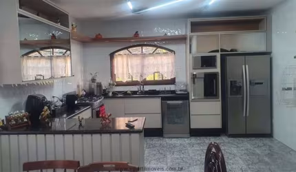 Casa com 4 dormitórios à venda, 500 m² por R$ 2.250.000,00 - Jardim Brasil - Jundiaí/SP