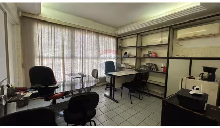 Locação: Salas Comerciais no Centro de JP