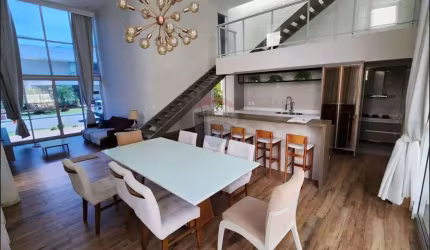Mansão de Luxo em Condomínio Fechado de Intermares