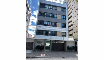 Flat para locação em Intermares