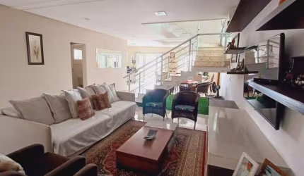 Linda casa à venda ou locação no Condomínio Terras do Vale em Caçapava