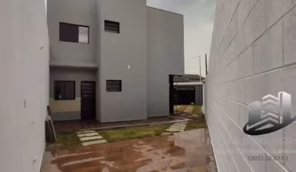 Sobrado Novinho à Venda