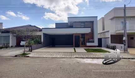 Casa Linda com Piscina à Venda - Condomínio Terras do Vale
