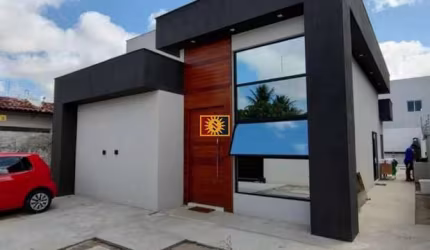 Casa Para Vender com 03 quartos 01 suíte no bairro Cristo em João Pessoa