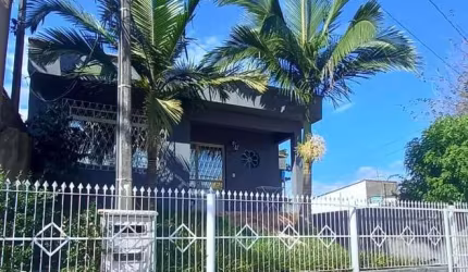 2 CASAS COM 04 DORMITÓRIOS  04 BANHEIROS ! ÓTIMA LOCALIZAÇÃO !