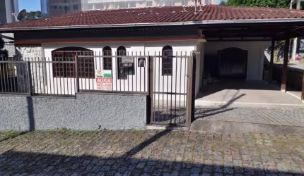CASA no ATIRADORES com 3 quartos para LOCAÇÃO, 160 m²