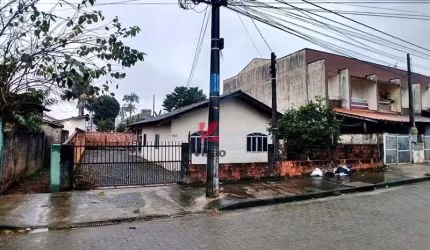 CASA no PARQUE GUARANI com 3 quartos para LOCAÇÃO, 95 m²