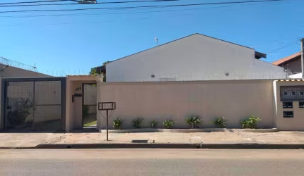 Casa condomínio a venda no bairro Jardim Itaiaia