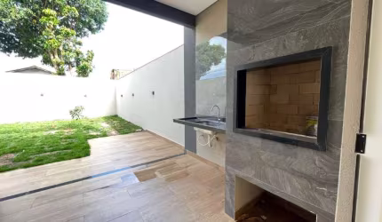 Ótima casa com projeto diferenciado no bairro Novos Estados
