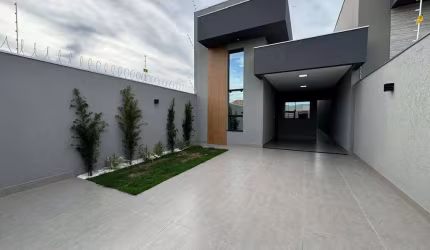 Casa nova com piscina bairro Jardim Imá