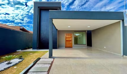 Casa térrea com suíte, gourmet e piscina.