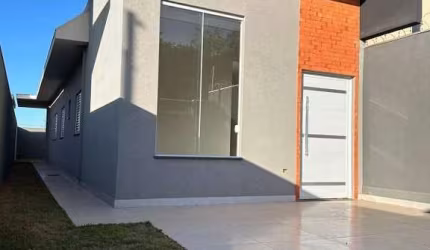 Casa com 3 Quartos e Garagem para 2 Carros