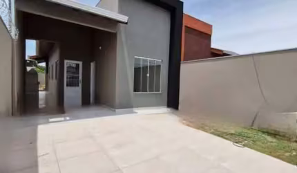 Casa com 3 Quartos, Sendo 1 Suíte, Área Gourmet e Amplo Terreno no Bairro Nova Lima