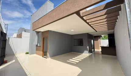 Casa Térrea no Rita Vieira com suíte e gourmet.