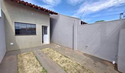 Casa com 2 quartos sendo uma suite bairro Nova Campo Grande
