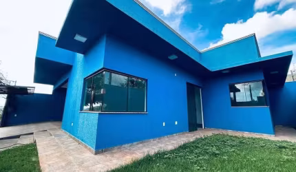 Casa com 03 quartos sendo uma suite Rita Vieira