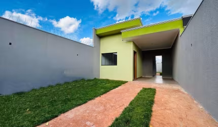 Casa à venda com 2 quartos sendo uma suíte